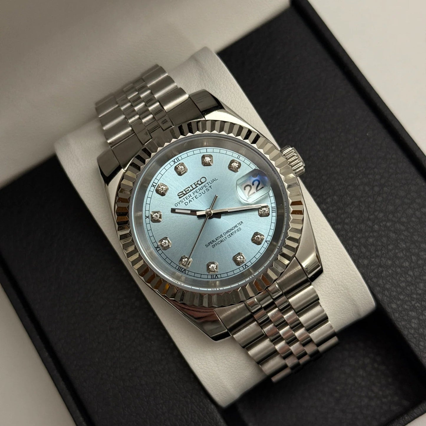 Ladyjust "Sky Blue" Diamond