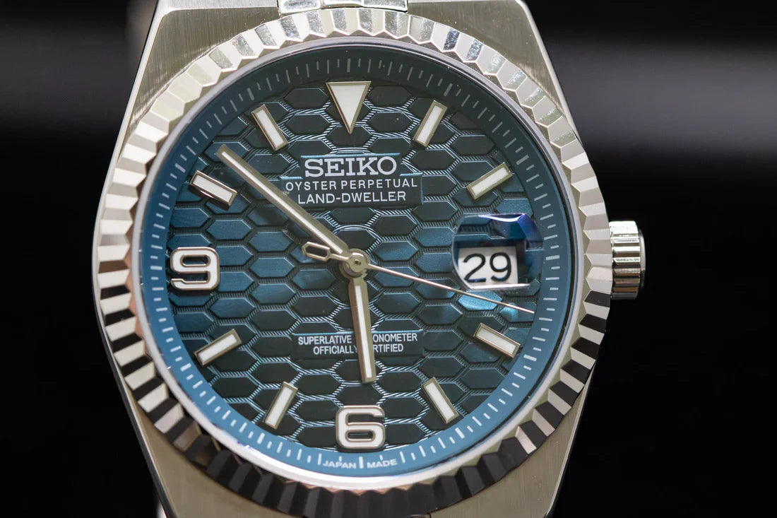 Land-Dweller Mod "Dark Blue" - Reloj personalizado con cristal de zafiro y acero inoxidable 316L | XP Watch Co.