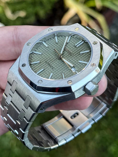 ROAK "Olive Green" - Reloj personalizado con movimiento automático NH35 y cristal de zafiro | XP Watch Co.
