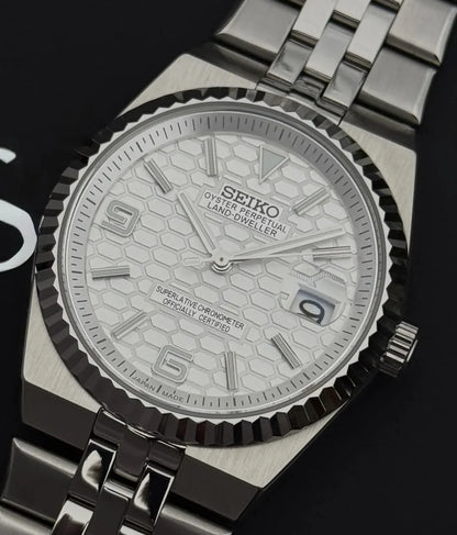 Land-Dweller Mod "Fresh White" Dial - Reloj personalizado con movimiento automático NH35 y acero inoxidable 316L | XP Watch Co.