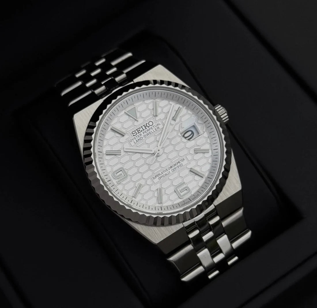 Land-Dweller Mod "Fresh White" Dial - Reloj personalizado con movimiento automático NH35 y cristal de zafiro | XP Watch Co.