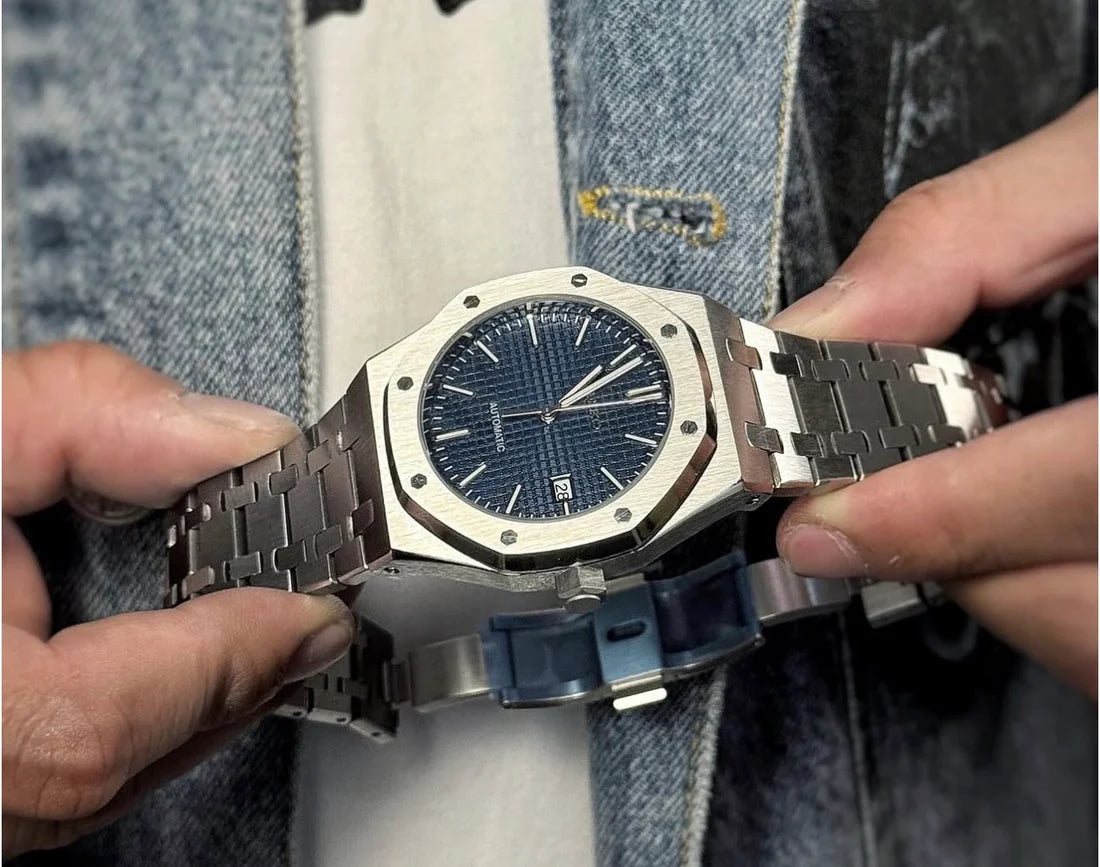 ROAK Mod "Blue" - Reloj personalizado con cristal de zafiro y acero inoxidable 316L | XP Watch Co.