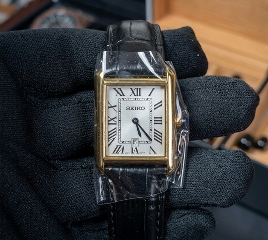 Santeiko Tank Gold Vintage - Reloj personalizado con cristal de zafiro y acero inoxidable 316L | XP Watch Co.