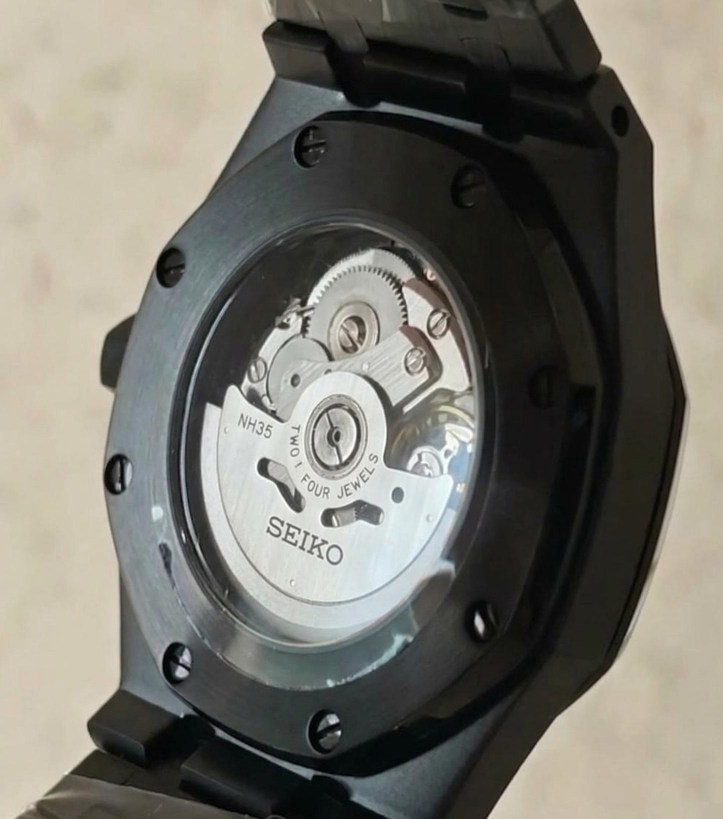 ROAK "Skeleton Black" - Reloj personalizado con movimiento automático NH35 y cristal de zafiro | XP Watch Co.