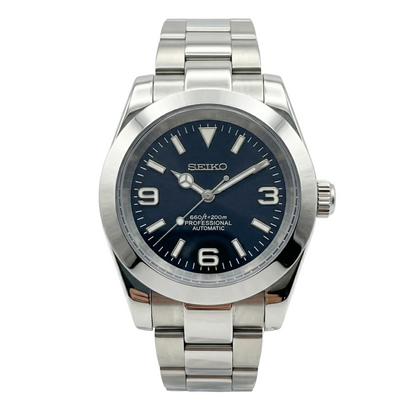 DJ-Fluted "Black" (Non-Fluted Bezel) - Reloj personalizado con cristal de zafiro y acero inoxidable 316L | XP Watch Co.