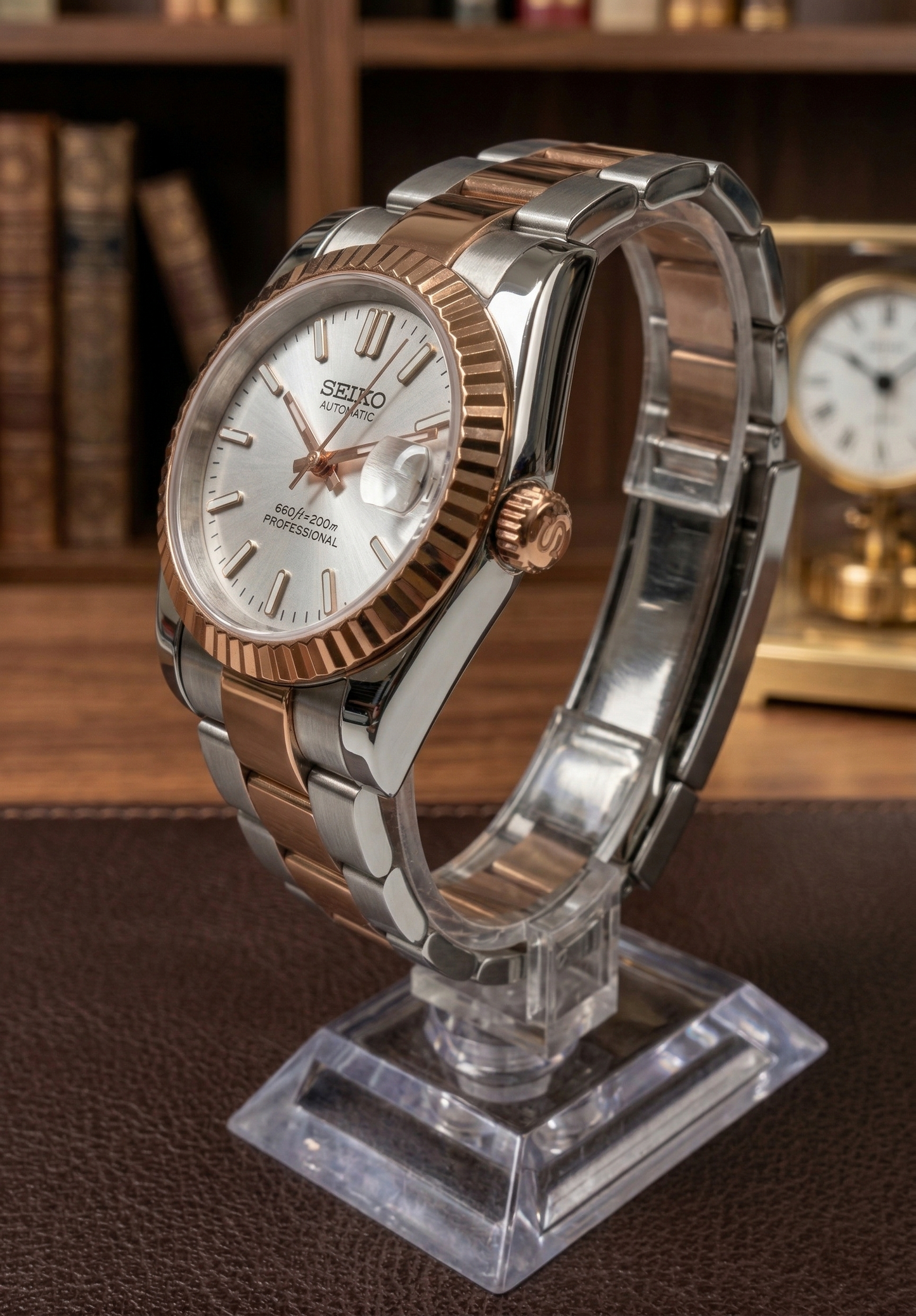 DJ-Fluted "Two Tone Rose Gold W/White" - Reloj personalizado con cristal de zafiro y acero inoxidable 316L | XP Watch Co.