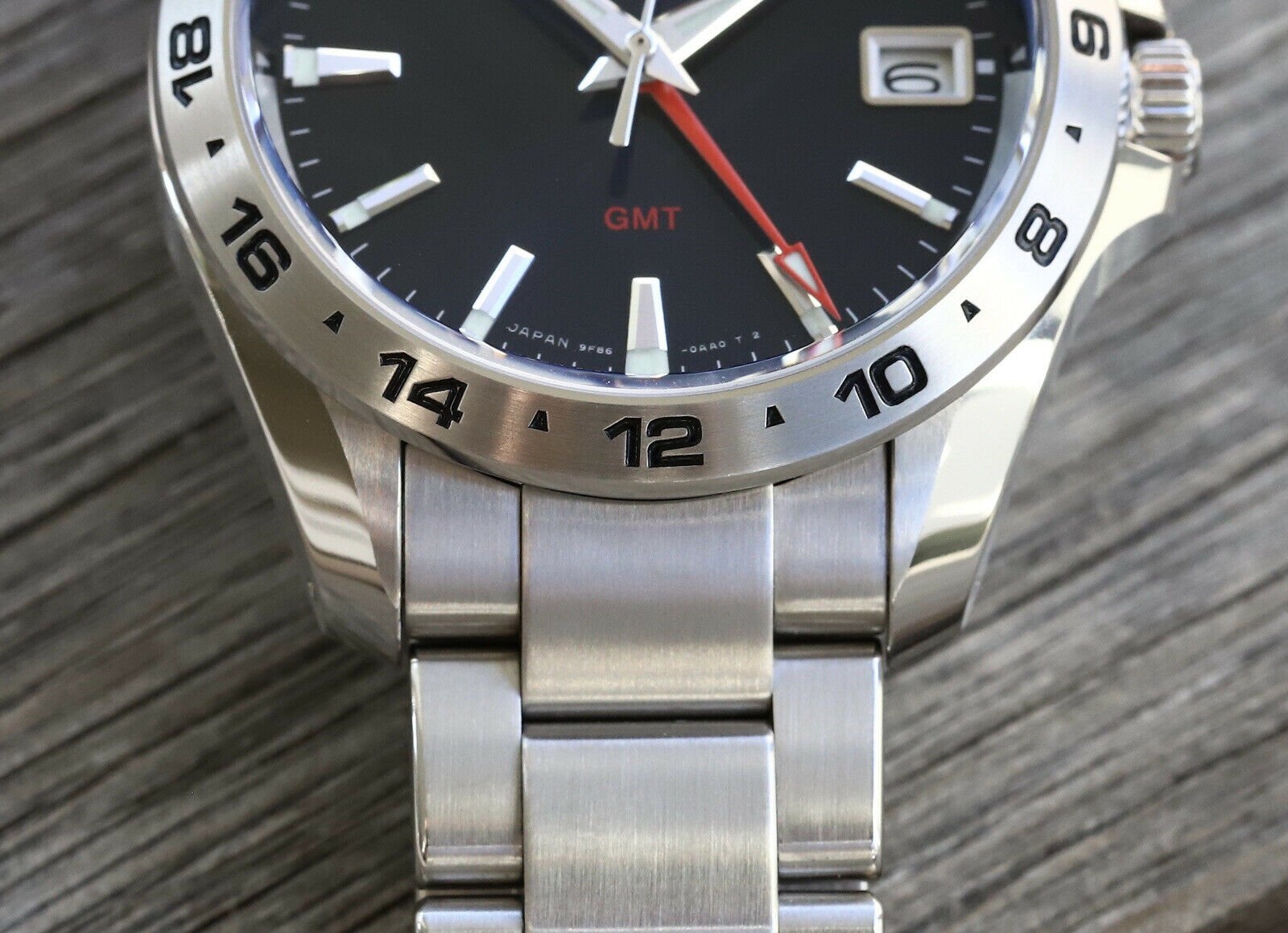 Grandko Mod GMT Dual-Time 39.5mm | Deep Black - Reloj personalizado con cristal de zafiro y acero inoxidable 316L | XP Watch Co.