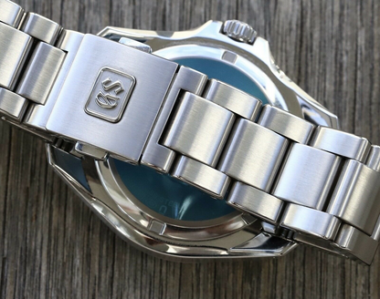 Grandko Mod XP Mod GMT Dual-Time 39.5mm | Deep Black con movimiento NH70, acero 316L y cristal zafiro | XP Watch Co.