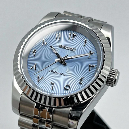 DJ-Fluted "Sky Blue" Árabe - Reloj personalizado con movimiento automático NH35 y cristal de zafiro | XP Watch Co.