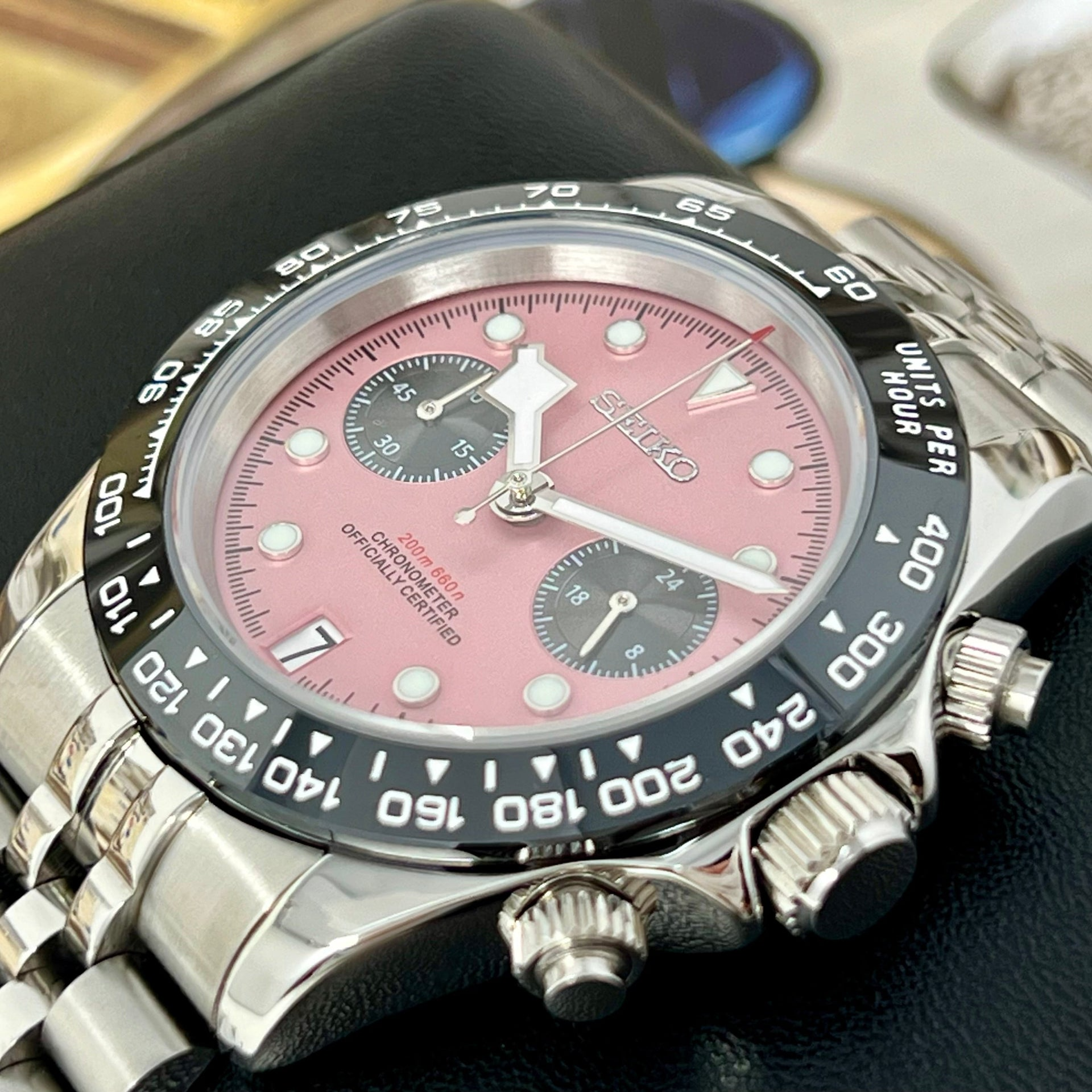 D-Racing "Pink" - Reloj personalizado con movimiento automático NH35 y cristal de zafiro | XP Watch Co.