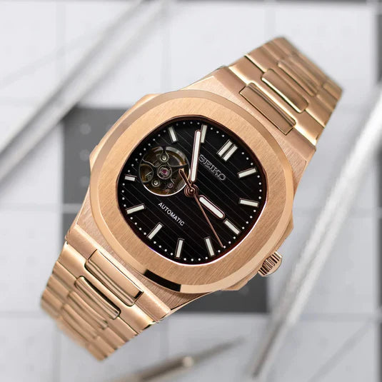 Nautic "Open Heart" Rose Gold Black - Reloj personalizado con movimiento automático NH35 y cristal de zafiro | XP Watch Co.