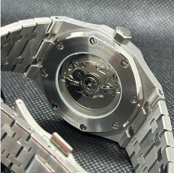 ROAK "Classic White" - Reloj personalizado con movimiento automático NH35 y acero inoxidable 316L | XP Watch Co.