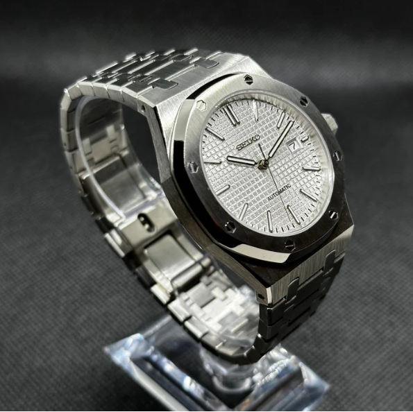 ROAK "Classic White" - Reloj personalizado con movimiento automático NH35 y cristal de zafiro | XP Watch Co.