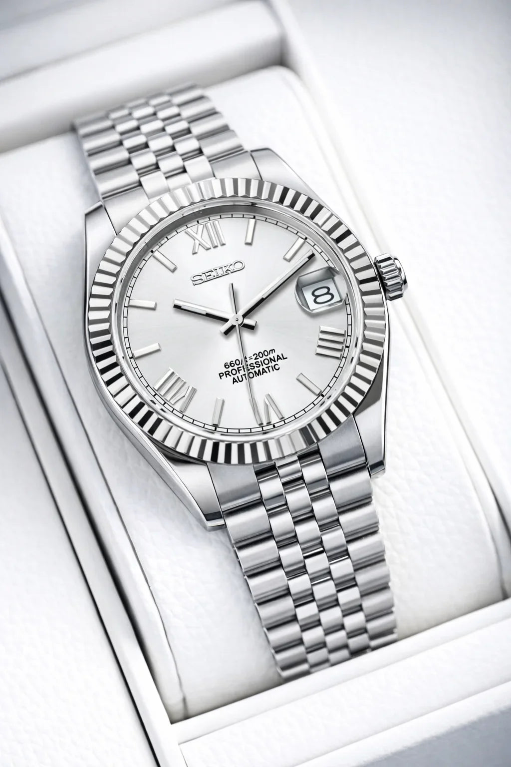 DJ-Fluted "White Roman" - Reloj personalizado con movimiento automático NH35 y cristal de zafiro | XP Watch Co.