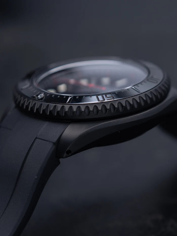 Seimod All Black Yacht-M - Reloj personalizado con cristal de zafiro | XP Watch Co.