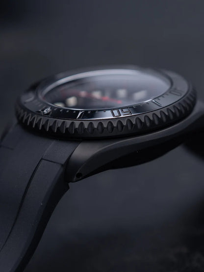 Seimod All Black Yacht-M - Reloj personalizado con cristal de zafiro | XP Watch Co.