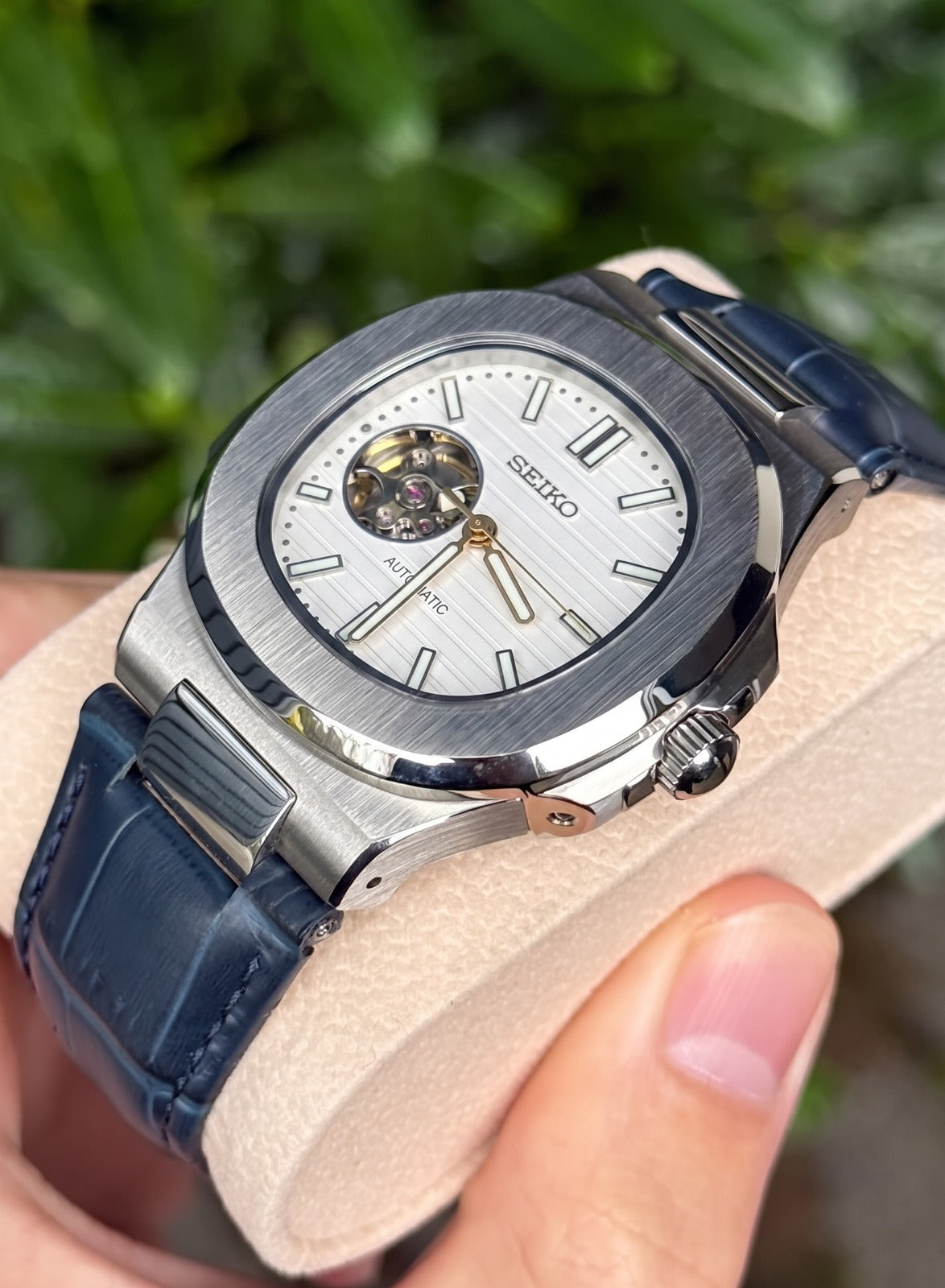 Nautic "Open Heart" White — Blue Leather Strap - Reloj personalizado con movimiento automático NH35 y cristal de zafiro | XP Watch Co.