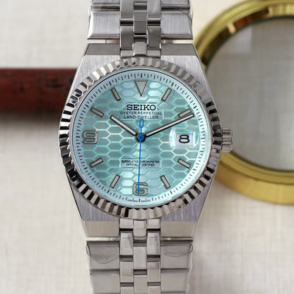 Land-Dweller Mod "Ice Blue" Dial - Reloj personalizado con cristal de zafiro y acero inoxidable 316L | XP Watch Co.