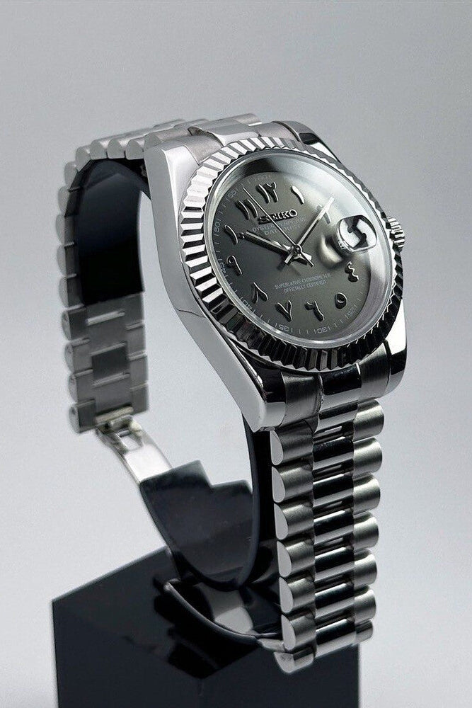 DJ-Fluted Mod "Grey Rhodium" Árabe - Reloj personalizado con cristal de zafiro y acero inoxidable 316L | XP Watch Co.