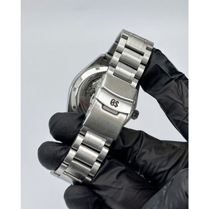 Grandko Mod 39.5mm | Champagne - Reloj personalizado con cristal de zafiro y acero inoxidable 316L | XP Watch Co.