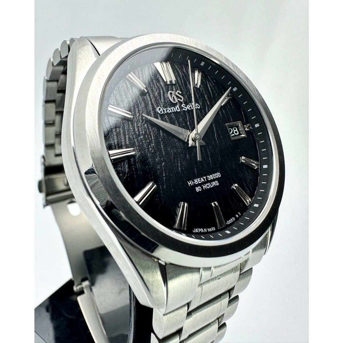 Grandko Mod 39.5mm | Charcoal Dial - Reloj personalizado con cristal de zafiro y acero inoxidable 316L | XP Watch Co.