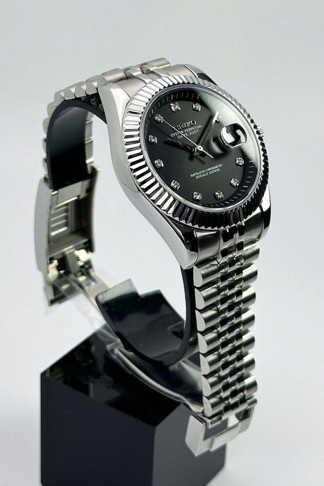 DJ-Fluted "Silver" Black Dial - Reloj personalizado con cristal de zafiro y acero inoxidable 316L | XP Watch Co.