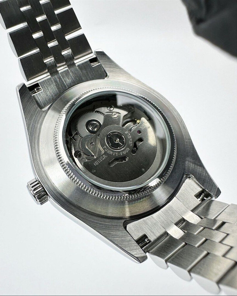 DJ-Fluted "Silver" Black Dial - Reloj personalizado con movimiento automático NH35 y acero inoxidable 316L | XP Watch Co.