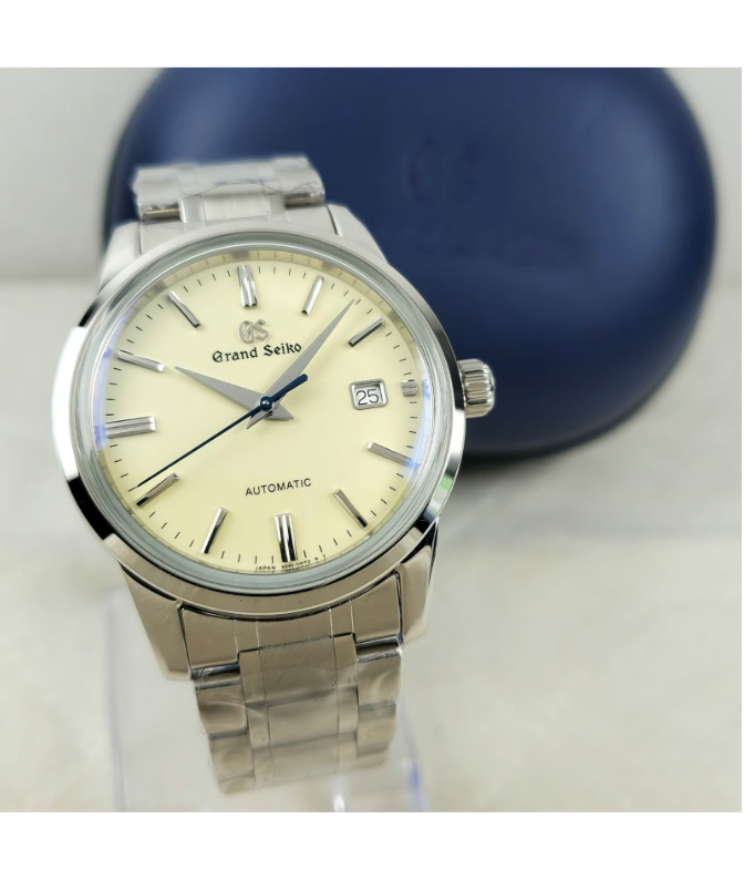 Grandko Mod 39.5mm | Champagne - Reloj personalizado con movimiento automático NH35 y cristal de zafiro | XP Watch Co.