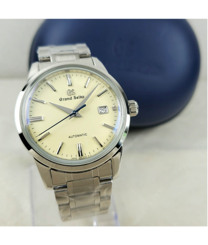 Grandko Mod 39.5mm | Champagne - Reloj personalizado con movimiento automático NH35 y cristal de zafiro | XP Watch Co.