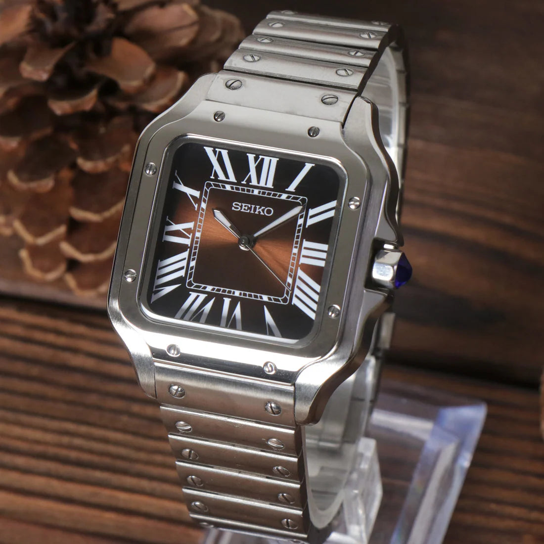 Santeiko Mod "Oak Brown" - Reloj personalizado con cristal de zafiro y acero inoxidable 316L | XP Watch Co.