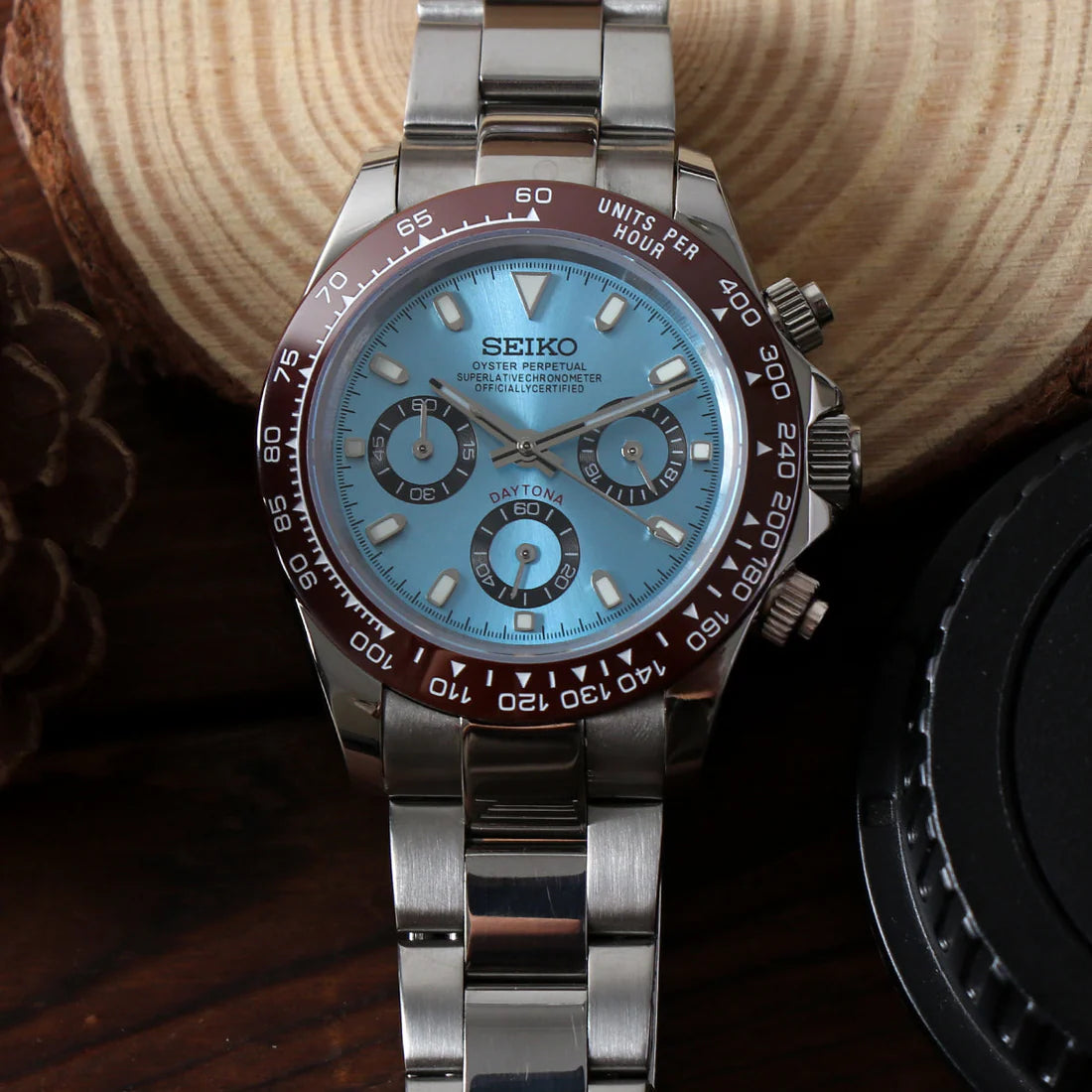 D-Racing "Ice Blue W/Brown" - Reloj personalizado con cristal de zafiro y acero inoxidable 316L | XP Watch Co.