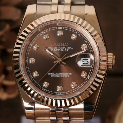 DJ-Fluted "Rose Gold Crystal Champagne" - Reloj personalizado con cristal de zafiro y acero inoxidable 316L | XP Watch Co.