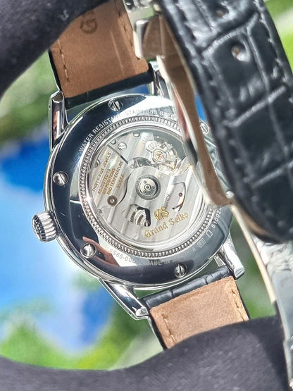 Grandko Mod 39.5mm "Heritage Masterpiece" | Champagne Automático - Reloj personalizado con movimiento automático NH35 | XP Watch Co.