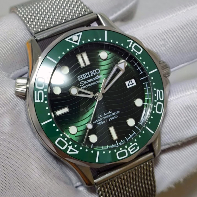 Mod Seamaster Diver Green - Reloj personalizado con movimiento automático NH35 y acero inoxidable 316L | XP Watch Co.