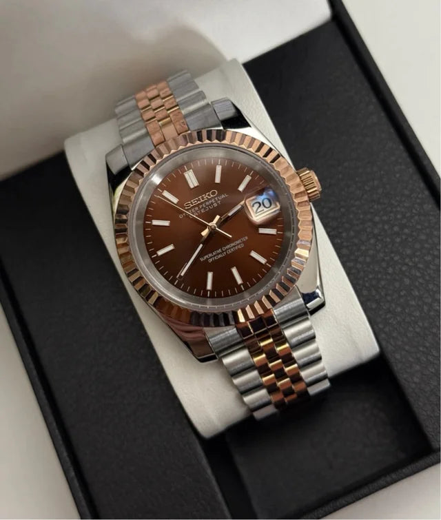 DJ-Fluted "Two Tone Rose Gold W/Brown" - Reloj personalizado con cristal de zafiro y acero inoxidable 316L | XP Watch Co.