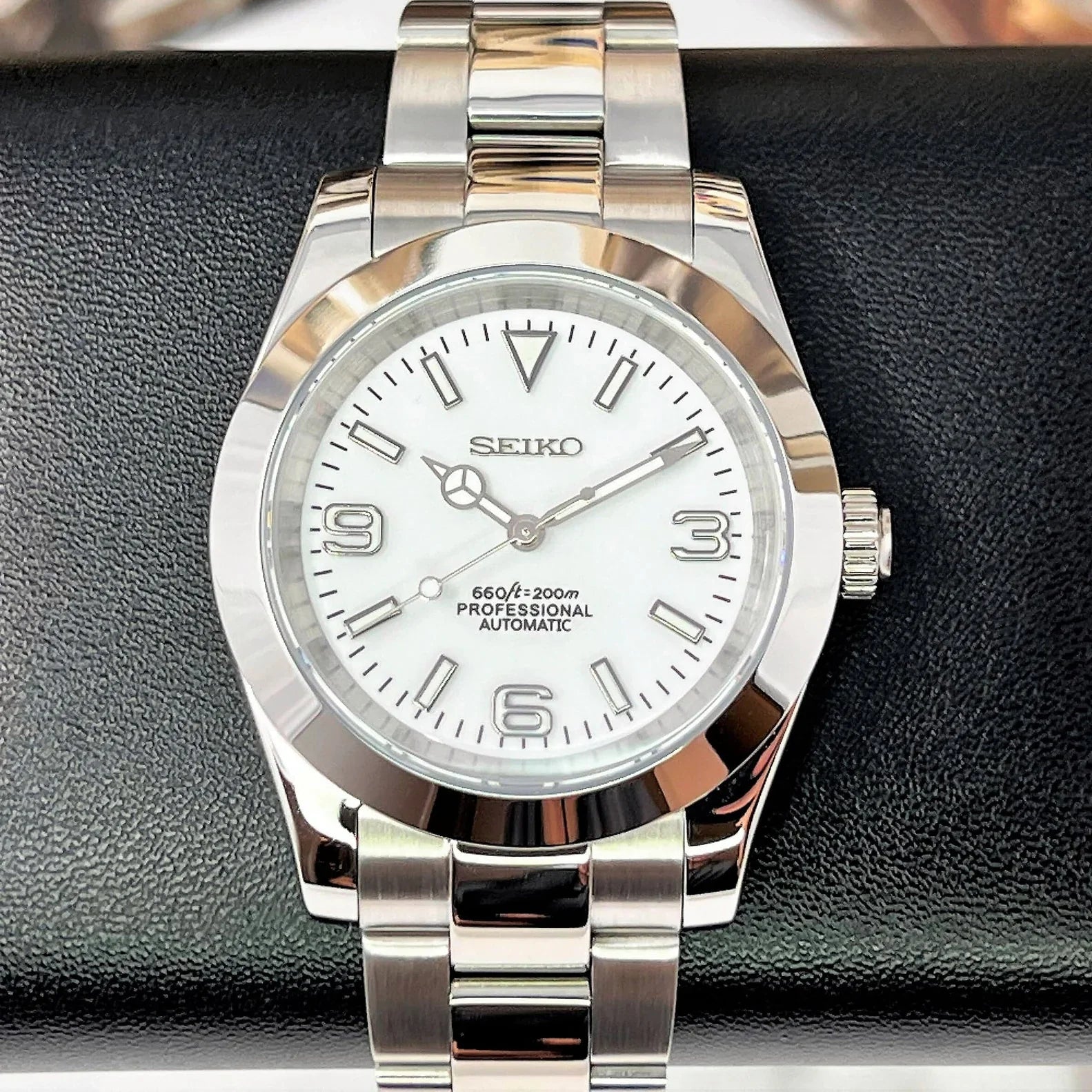 DJ-Fluted "White" (Non-Fluted Bezel) - Reloj personalizado con cristal de zafiro y acero inoxidable 316L | XP Watch Co.