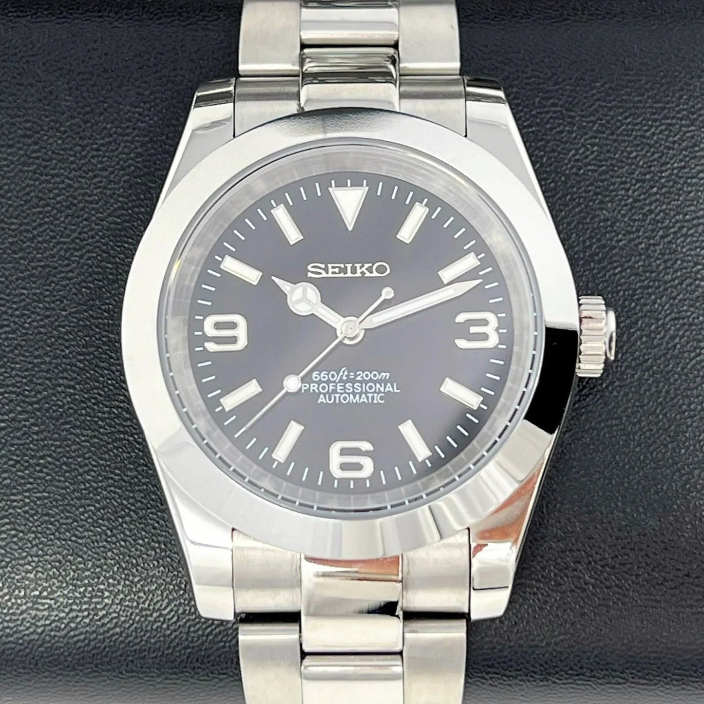 DJ-Fluted "Black" (Non-Fluted Bezel) - Reloj personalizado con movimiento automático NH35 y acero inoxidable 316L | XP Watch Co.
