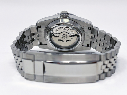 DJ-Fluted "Ice Blue Roman" con movimiento NH35, acero 316L y cristal zafiro | XP Watch Co.
