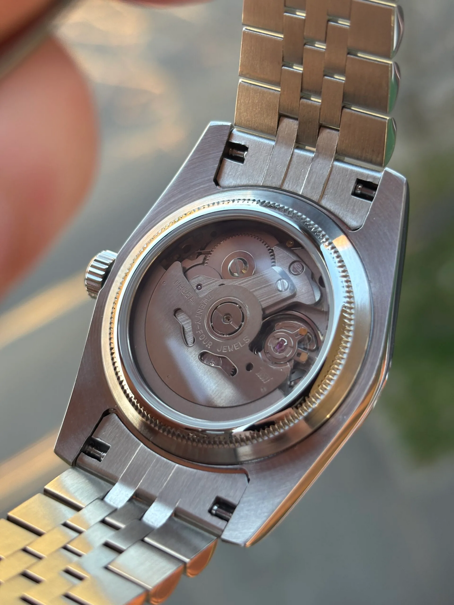 DJ-Fluted "Galaxy Black" - Reloj personalizado con movimiento automático NH35 y acero inoxidable 316L | XP Watch Co.