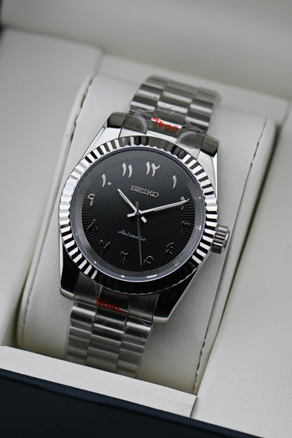 DJ-Fluted "Black Textured" Árabe - Reloj personalizado con movimiento automático NH35 y cristal de zafiro | XP Watch Co.