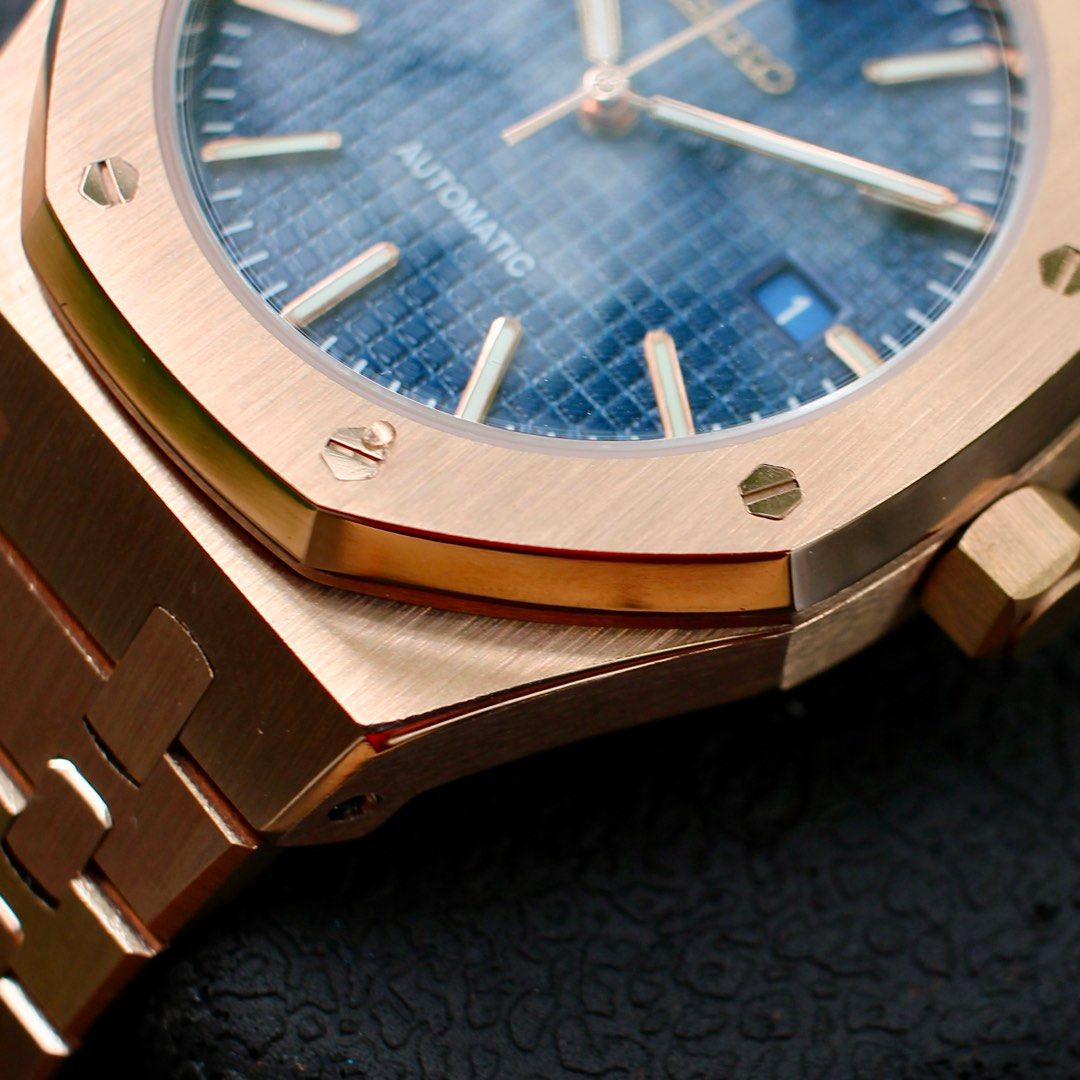 ROAK "Gold" Blue - Reloj personalizado con cristal de zafiro y acero inoxidable 316L | XP Watch Co.