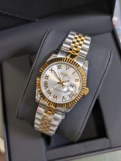 Ladyjust Two Tone Gold Roman - Reloj personalizado con cristal de zafiro y acero inoxidable 316L | XP Watch Co.