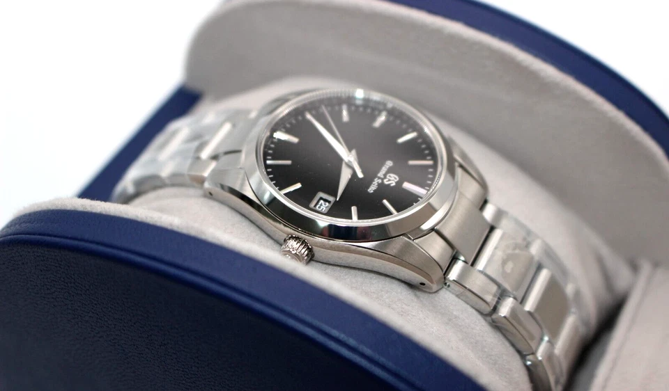 Grandko Mod 39.5mm | Deep Black - Reloj personalizado con cristal de zafiro y acero inoxidable 316L | XP Watch Co.