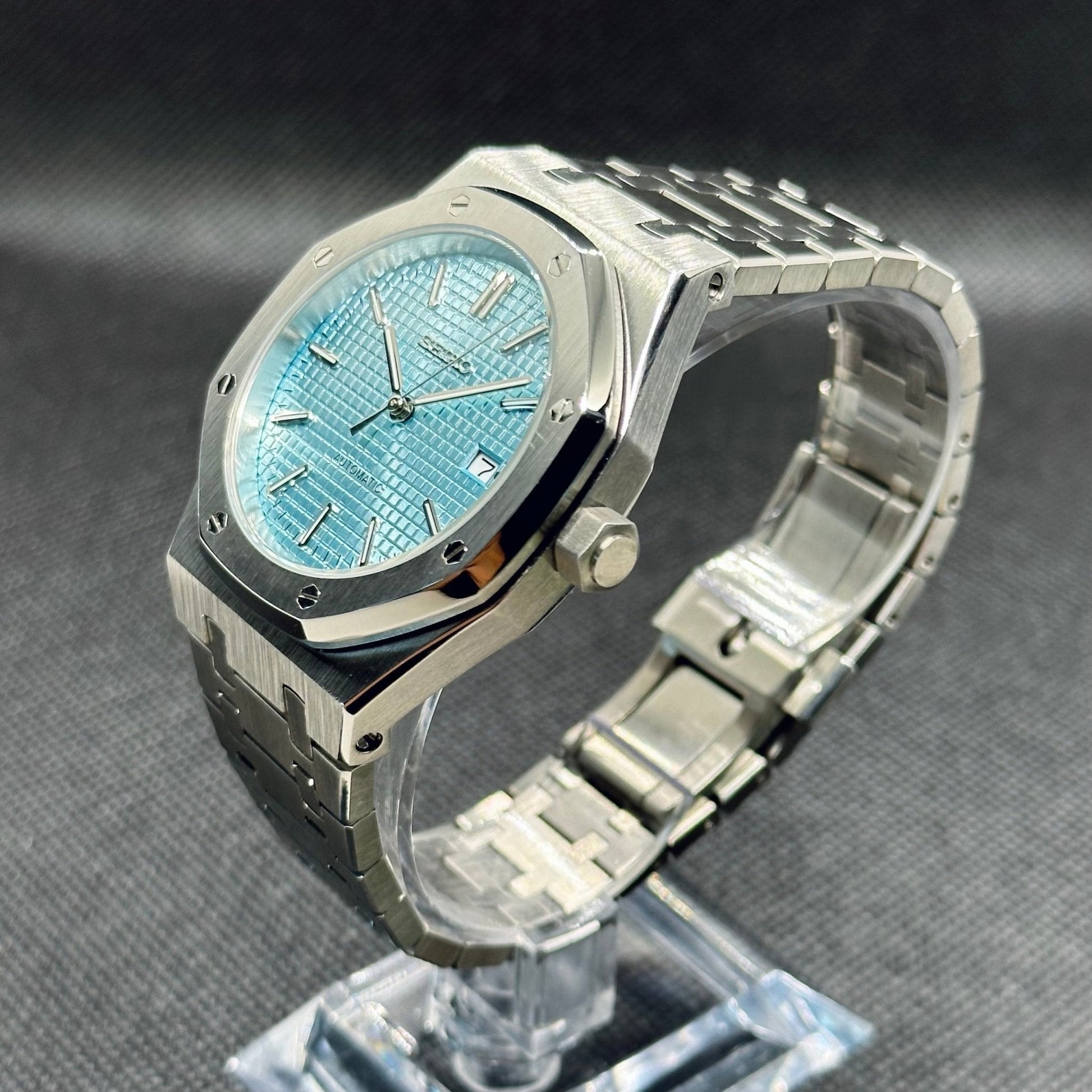 ROAK "Light Blue" - Reloj personalizado con cristal de zafiro y acero inoxidable 316L | XP Watch Co.
