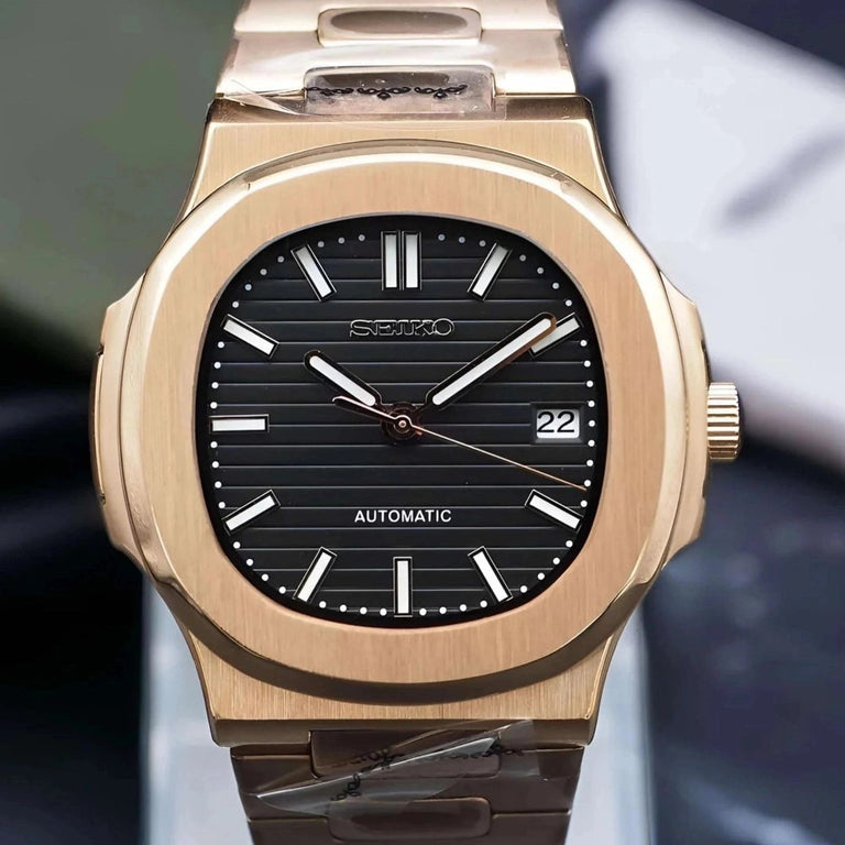 Nautic Mod "Rose Gold W/Black" - Reloj personalizado con cristal de zafiro y acero inoxidable 316L | XP Watch Co.
